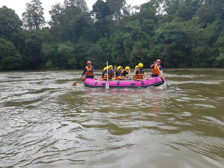 caanteen ล่องแก่ง