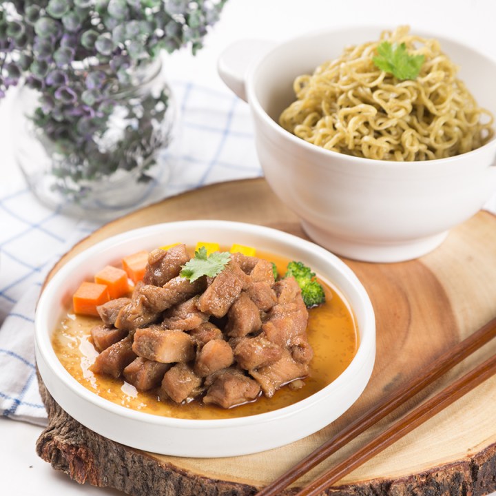 12 บะหมี่ผักหมูหวาน